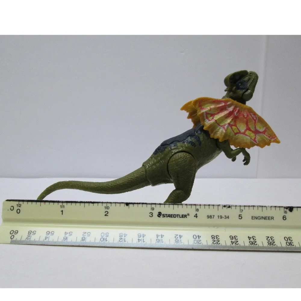 Jurassic World Legacy Collection Dilophosaurus Dinosaur Action Figure 2022